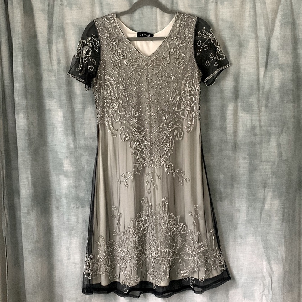 Jywal Gatsby flapper delicate tan and black mesh beaded dress